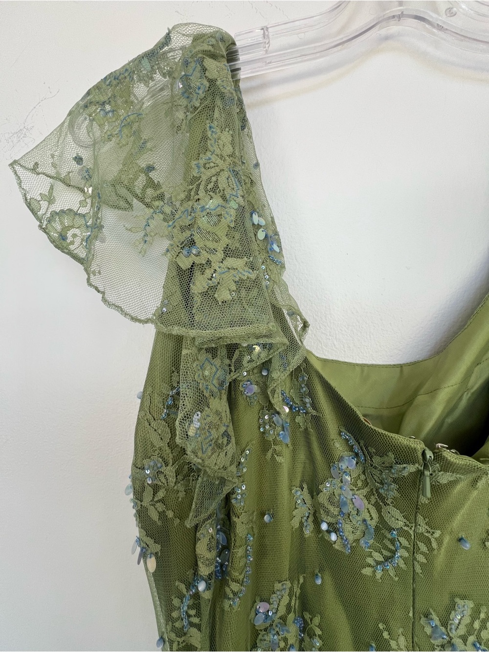 Victoria Royal Womens Silk Beaded Maxi Gown Size 10 Flutter Sleeves Fitted Green - Picture 11 of 13